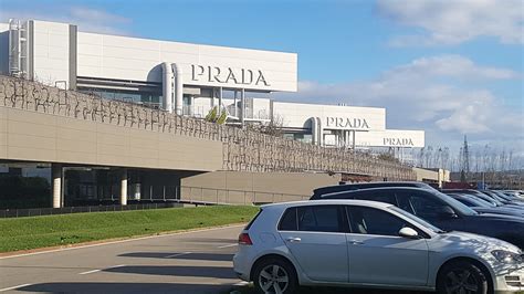 outlet prada toscana